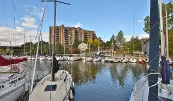 100 - 102 Lakeshore Road East,Oakville,L6J 6M9,Canada,2 Bedrooms Bedrooms,5 Rooms Rooms,2 BathroomsBathrooms,Residential,The Granary,Lakeshore Road East,1,195044 100 - 102 Lakeshore Road East,Oakville,L6J 6M9,Canada,2 Bedrooms Bedrooms,5 Rooms Rooms,2 BathroomsBathrooms,Residential,The Granary,Lakeshore Road East,1,195044