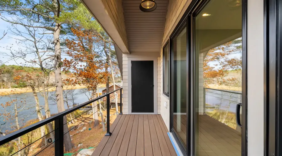 12 Woodward Ave, Gloucester, Massachusetts, 01930, United States, 4 Bedrooms Bedrooms, 9 Rooms Rooms,2 BathroomsBathrooms,Waterfront,For Sale,Woodward,1997645