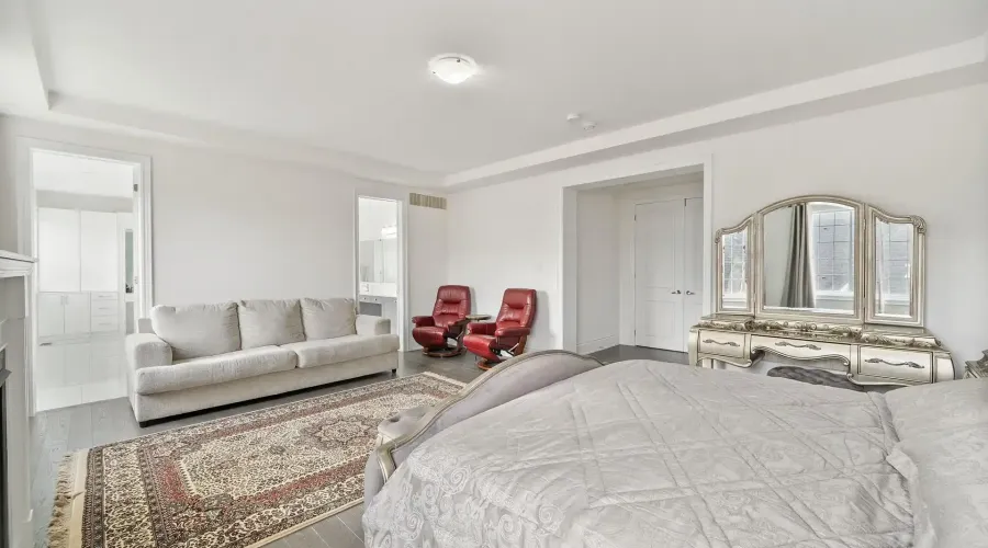 20 Ballard Drive, King, Ontario, L7B 0P1, Canada, 4 Bedrooms Bedrooms, ,5 BathroomsBathrooms,Residential,For Sale,1999335