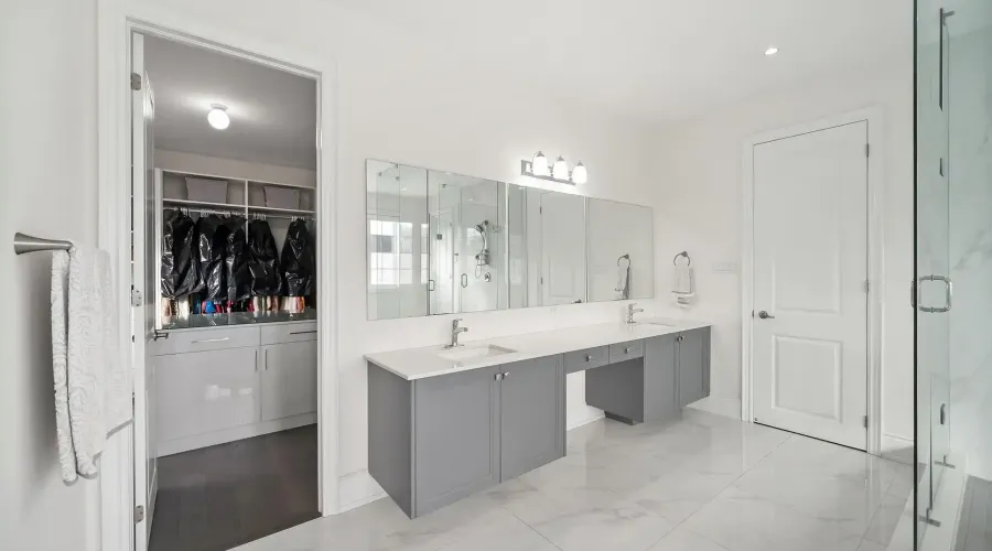 20 Ballard Drive, King, Ontario, L7B 0P1, Canada, 4 Bedrooms Bedrooms, ,5 BathroomsBathrooms,Residential,For Sale,1999335