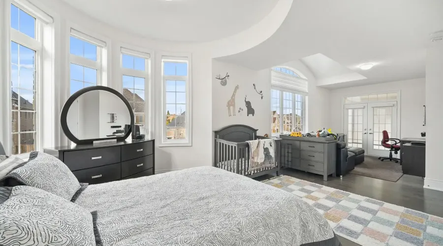 20 Ballard Drive, King, Ontario, L7B 0P1, Canada, 4 Bedrooms Bedrooms, ,5 BathroomsBathrooms,Residential,For Sale,1999335