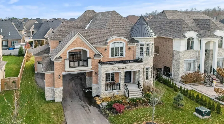 20 Ballard Drive, King, Ontario, L7B 0P1, Canada, 4 Bedrooms Bedrooms, ,5 BathroomsBathrooms,Residential,For Sale,1999335