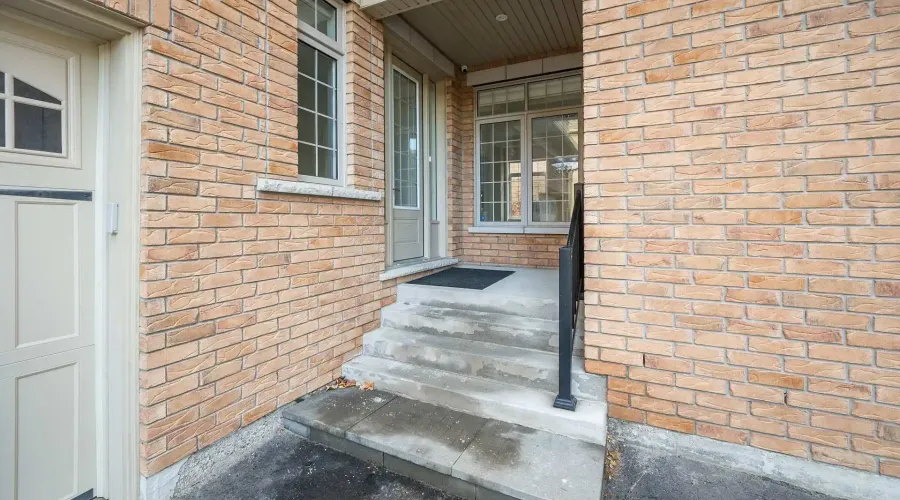 20 Ballard Drive, King, Ontario, L7B 0P1, Canada, 4 Bedrooms Bedrooms, ,5 BathroomsBathrooms,Residential,For Sale,1999335