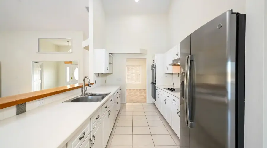 5947 Bayview Circle S, Gulf Port, Florida, 33707, United States, 4 Bedrooms Bedrooms, 12 Rooms Rooms,3 BathroomsBathrooms,Residential,For Sale,Bayview,1999947