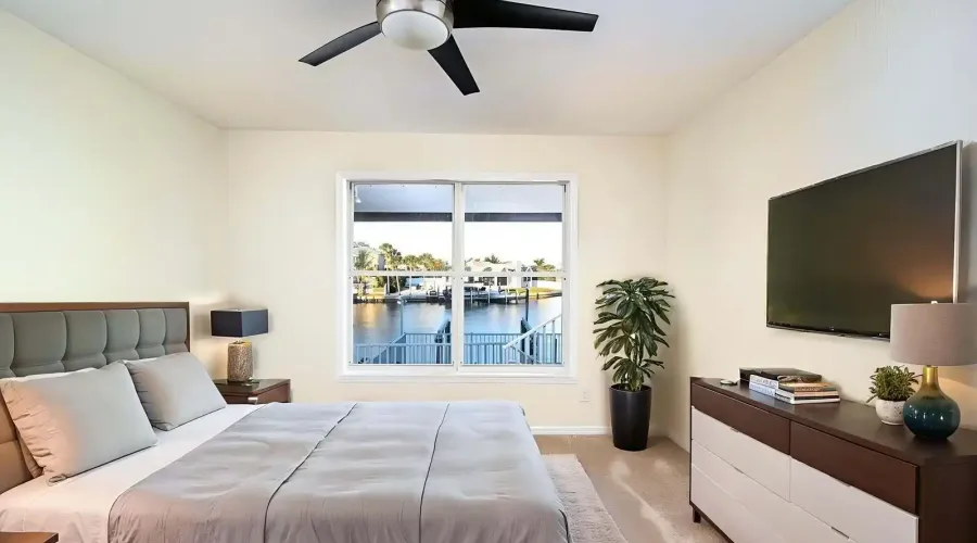 5947 Bayview Circle S, Gulf Port, Florida, 33707, United States, 4 Bedrooms Bedrooms, 12 Rooms Rooms,3 BathroomsBathrooms,Residential,For Sale,Bayview,1999947