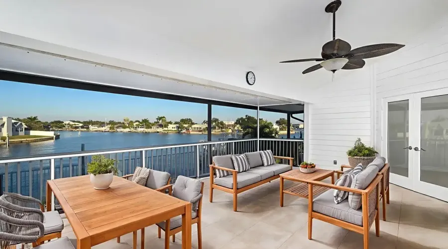 5947 Bayview Circle S, Gulf Port, Florida, 33707, United States, 4 Bedrooms Bedrooms, 12 Rooms Rooms,3 BathroomsBathrooms,Residential,For Sale,Bayview,1999947