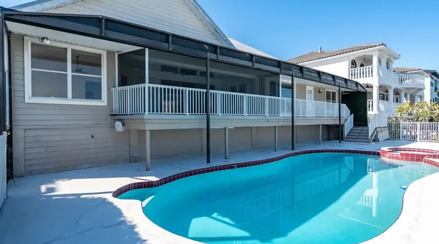 5947 Bayview Circle S, Gulf Port, Florida, 33707, United States, 4 Bedrooms Bedrooms, 12 Rooms Rooms,3 BathroomsBathrooms,Residential,For Sale,Bayview,1999947