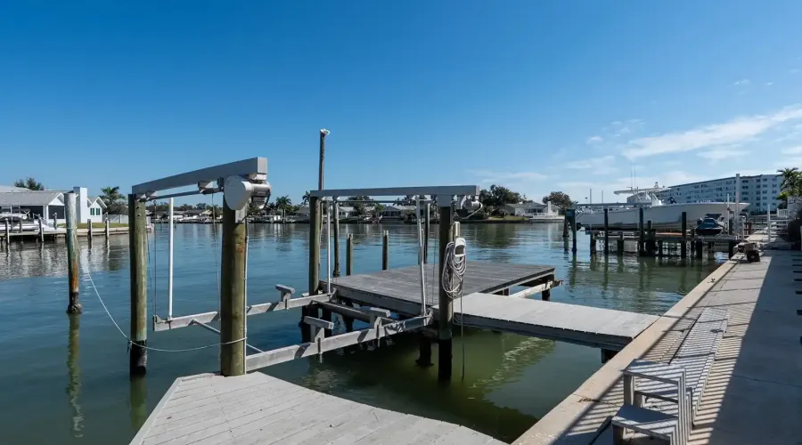 5947 Bayview Circle S, Gulf Port, Florida, 33707, United States, 4 Bedrooms Bedrooms, 12 Rooms Rooms,3 BathroomsBathrooms,Residential,For Sale,Bayview,1999947