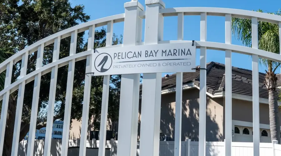 5947 Bayview Circle S, Gulf Port, Florida, 33707, United States, 4 Bedrooms Bedrooms, 12 Rooms Rooms,3 BathroomsBathrooms,Residential,For Sale,Bayview,1999947