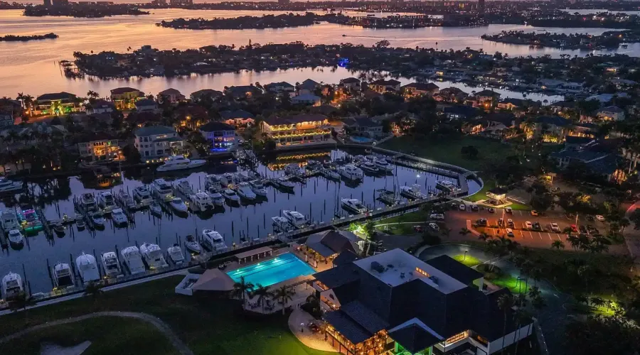 5947 Bayview Circle S, Gulf Port, Florida, 33707, United States, 4 Bedrooms Bedrooms, 12 Rooms Rooms,3 BathroomsBathrooms,Residential,For Sale,Bayview,1999947