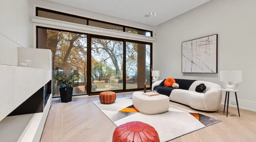 67 Lake Promenade, Toronto, Ontario, M8W 1A2, Canada, 4 Bedrooms Bedrooms, ,8 BathroomsBathrooms,Residential,For Sale,2002365