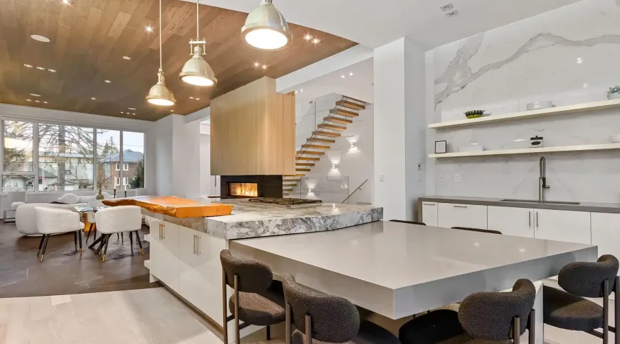 67 Lake Promenade, Toronto, Ontario, M8W 1A2, Canada, 4 Bedrooms Bedrooms, ,8 BathroomsBathrooms,Residential,For Sale,2002365