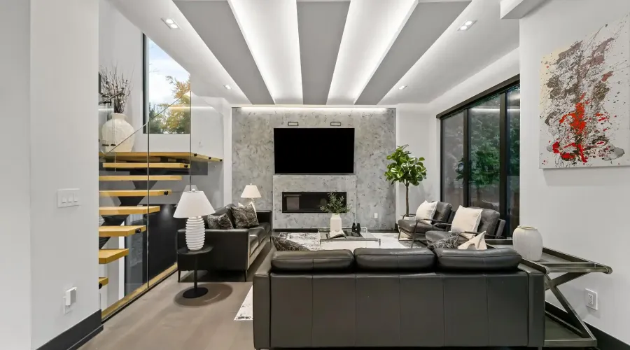 417 Union Street, Oakville, Ontario, L6J 1E7, Canada, 4 Bedrooms Bedrooms, ,8 BathroomsBathrooms,Residential,For Sale,2003569