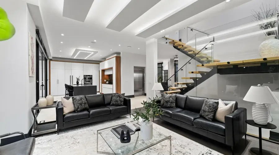 417 Union Street, Oakville, Ontario, L6J 1E7, Canada, 4 Bedrooms Bedrooms, ,8 BathroomsBathrooms,Residential,For Sale,2003569