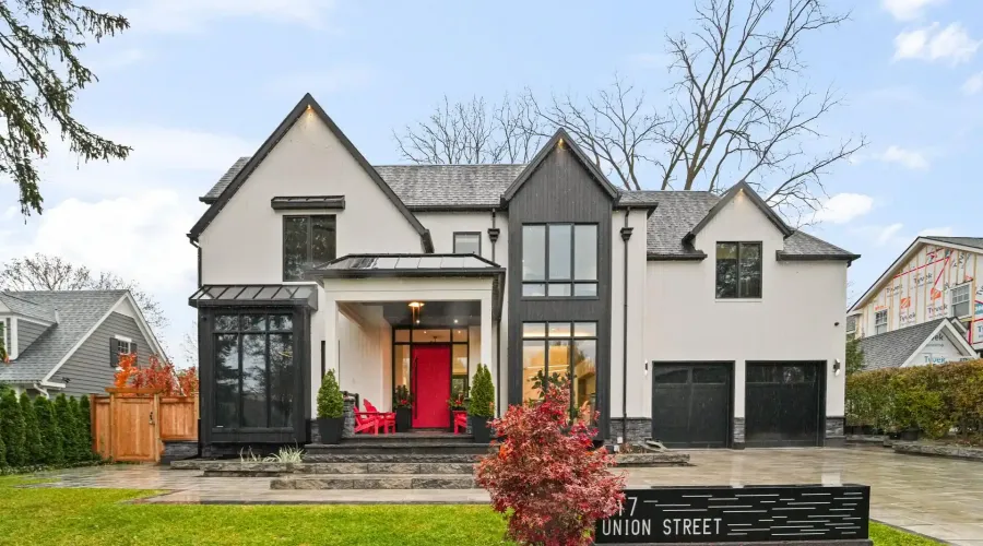417 Union Street, Oakville, Ontario, L6J 1E7, Canada, 4 Bedrooms Bedrooms, ,8 BathroomsBathrooms,Residential,For Sale,2003569