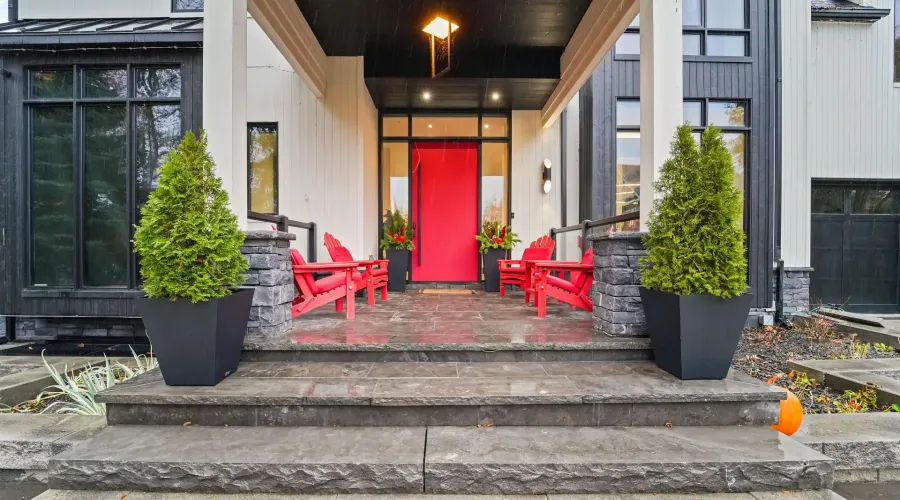 417 Union Street, Oakville, Ontario, L6J 1E7, Canada, 4 Bedrooms Bedrooms, ,8 BathroomsBathrooms,Residential,For Sale,2003569