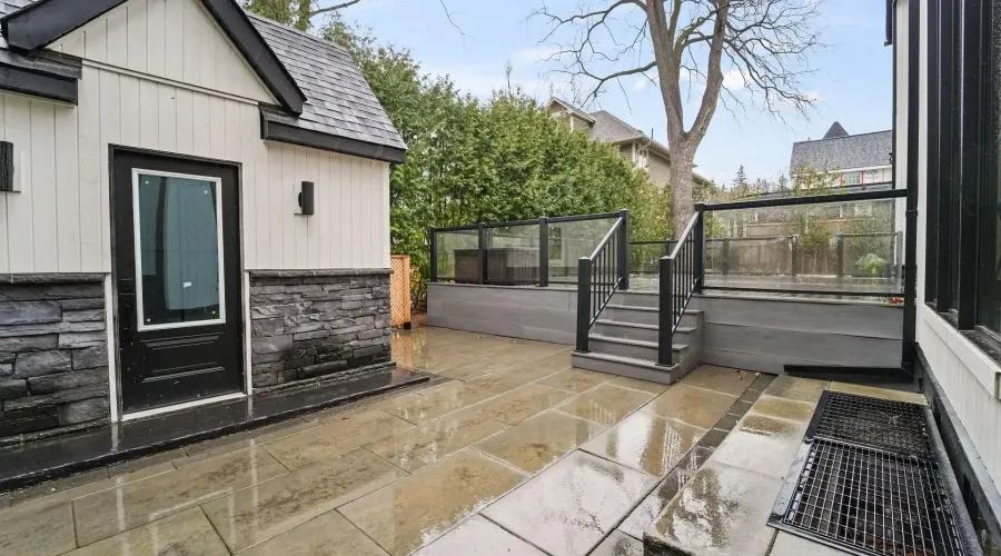 417 Union Street, Oakville, Ontario, L6J 1E7, Canada, 4 Bedrooms Bedrooms, ,8 BathroomsBathrooms,Residential,For Sale,2003569