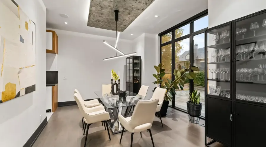 417 Union Street, Oakville, Ontario, L6J 1E7, Canada, 4 Bedrooms Bedrooms, ,8 BathroomsBathrooms,Residential,For Sale,2003569