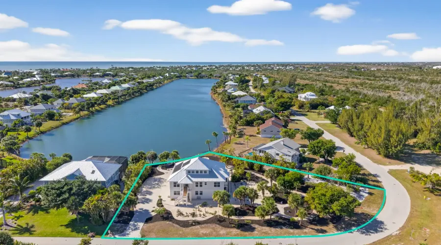 517 Lake Murex Circle, Sanibel, Florida, 33957, United States, 4 Bedrooms Bedrooms, 12 Rooms Rooms,3 BathroomsBathrooms,Residential,For Sale,Lake Murex,2003571