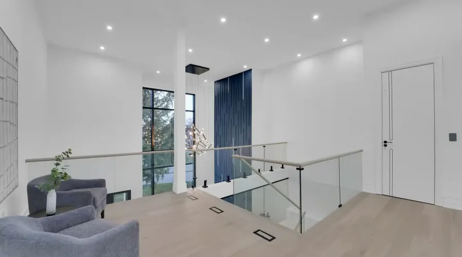 468 Saville Crescent, Oakville, Ontario, L6L 3V1, Canada, 4 Bedrooms Bedrooms, ,6 BathroomsBathrooms,Residential,For Sale,2003574