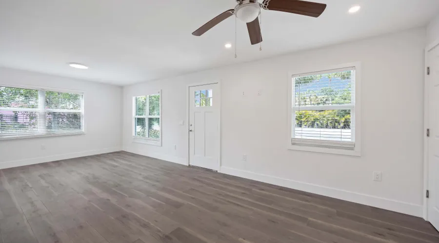 910 Fitzhugh Street, Sanibel, Florida, 33957, United States, 4 Bedrooms Bedrooms, 9 Rooms Rooms,2 BathroomsBathrooms,Residential,For Sale,Fitzhugh,2008356