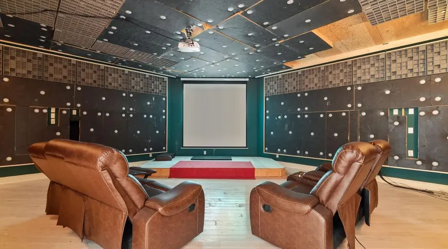 9 Flaherty Lane, Caledon, Ontario, L7K 2P2, Canada, 6 Bedrooms Bedrooms, ,10 BathroomsBathrooms,Residential,For Sale,2009185