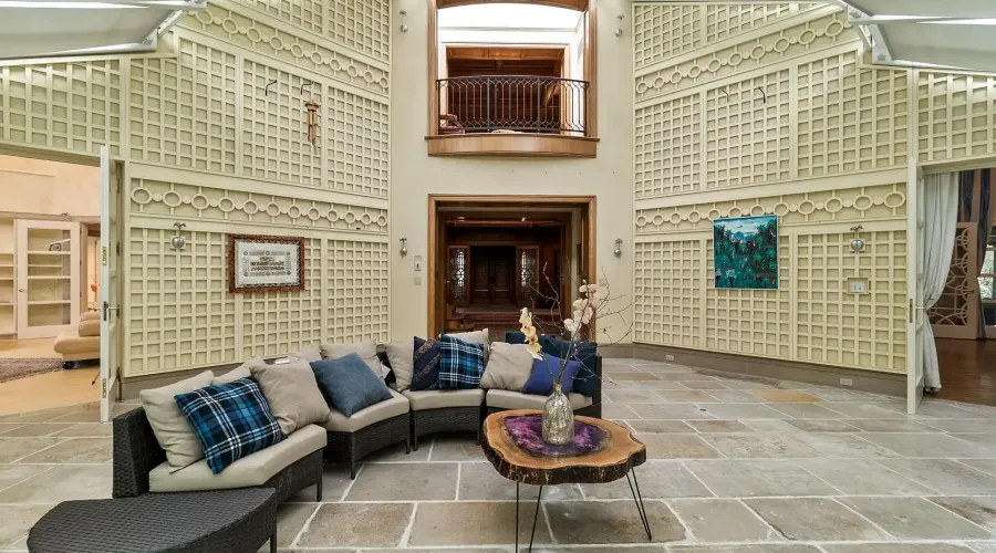 9 Flaherty Lane, Caledon, Ontario, L7K 2P2, Canada, 6 Bedrooms Bedrooms, ,10 BathroomsBathrooms,Residential,For Sale,2009185