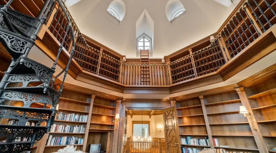 9 Flaherty Lane, Caledon, Ontario, L7K 2P2, Canada, 6 Bedrooms Bedrooms, ,10 BathroomsBathrooms,Residential,For Sale,2009185