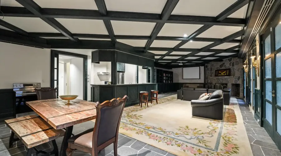 9 Flaherty Lane, Caledon, Ontario, L7K 2P2, Canada, 6 Bedrooms Bedrooms, ,10 BathroomsBathrooms,Residential,For Sale,2009185