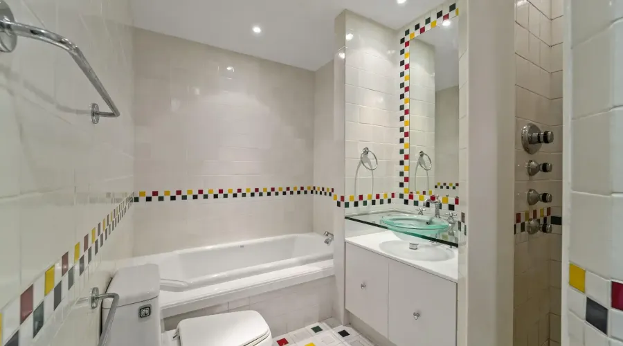 9 Flaherty Lane, Caledon, Ontario, L7K 2P2, Canada, 6 Bedrooms Bedrooms, ,10 BathroomsBathrooms,Residential,For Sale,2009185