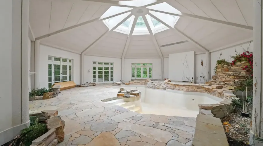 9 Flaherty Lane, Caledon, Ontario, L7K 2P2, Canada, 6 Bedrooms Bedrooms, ,10 BathroomsBathrooms,Residential,For Sale,2009185