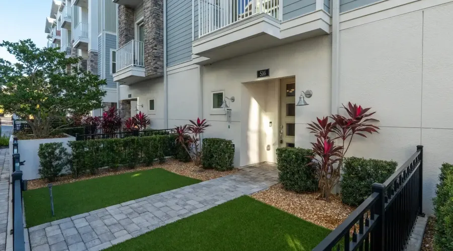 516 Laurel Park Drive, Sarasota, Florida, 34236, United States, 3 Bedrooms Bedrooms, 6 Rooms Rooms,3 BathroomsBathrooms,Residential,For Sale,Enclave at Laurel Park ,Laurel Park,2009431