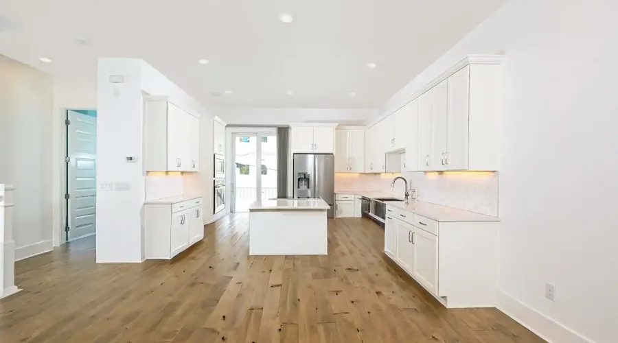 516 Laurel Park Drive, Sarasota, Florida, 34236, United States, 3 Bedrooms Bedrooms, 6 Rooms Rooms,3 BathroomsBathrooms,Residential,For Sale,Enclave at Laurel Park ,Laurel Park,2009431