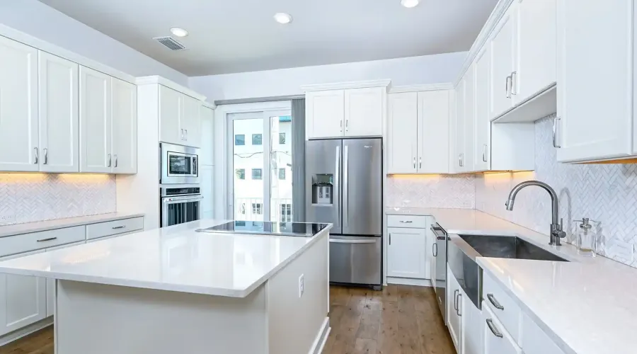 516 Laurel Park Drive, Sarasota, Florida, 34236, United States, 3 Bedrooms Bedrooms, 6 Rooms Rooms,3 BathroomsBathrooms,Residential,For Sale,Enclave at Laurel Park ,Laurel Park,2009431