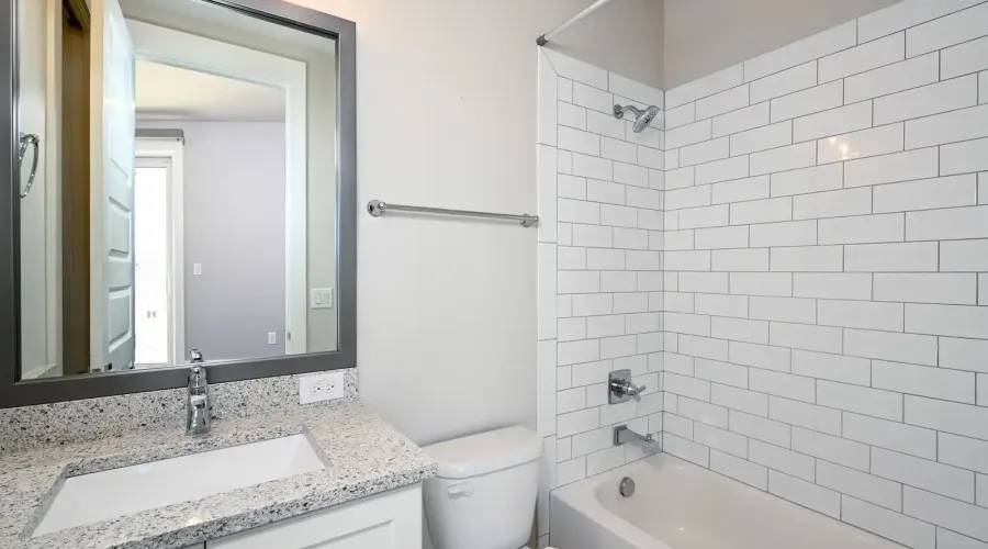 516 Laurel Park Drive, Sarasota, Florida, 34236, United States, 3 Bedrooms Bedrooms, 6 Rooms Rooms,3 BathroomsBathrooms,Residential,For Sale,Enclave at Laurel Park ,Laurel Park,2009431