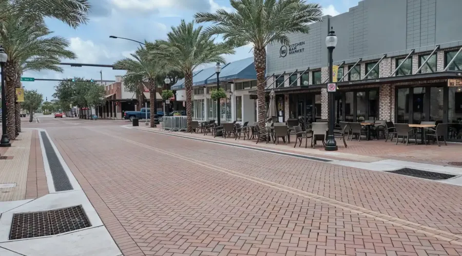 516 Laurel Park Drive, Sarasota, Florida, 34236, United States, 3 Bedrooms Bedrooms, 6 Rooms Rooms,3 BathroomsBathrooms,Residential,For Sale,Enclave at Laurel Park ,Laurel Park,2009431