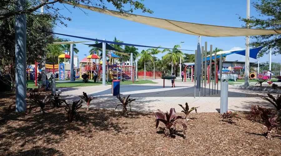 516 Laurel Park Drive, Sarasota, Florida, 34236, United States, 3 Bedrooms Bedrooms, 6 Rooms Rooms,3 BathroomsBathrooms,Residential,For Sale,Enclave at Laurel Park ,Laurel Park,2009431