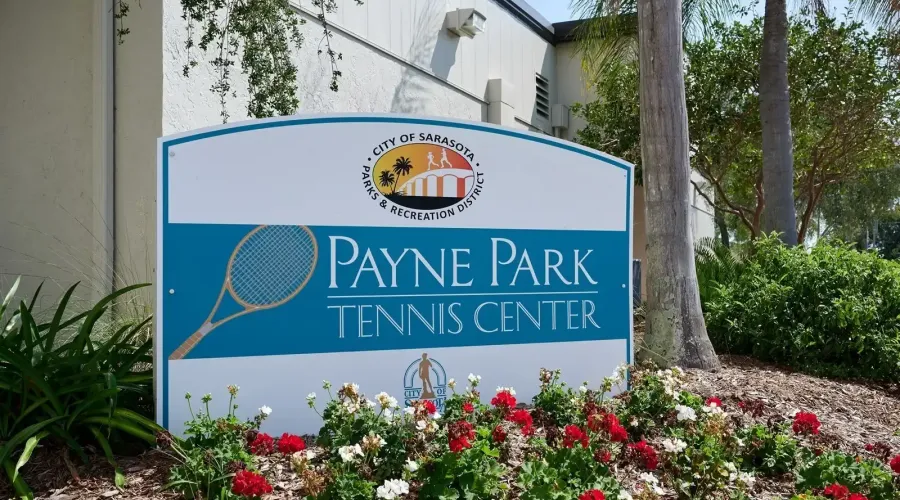 516 Laurel Park Drive, Sarasota, Florida, 34236, United States, 3 Bedrooms Bedrooms, 6 Rooms Rooms,3 BathroomsBathrooms,Residential,For Sale,Enclave at Laurel Park ,Laurel Park,2009431