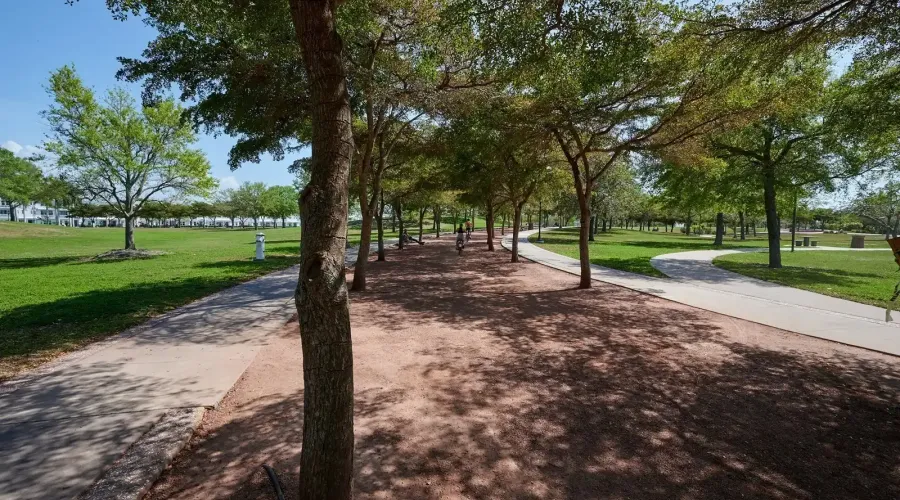 516 Laurel Park Drive, Sarasota, Florida, 34236, United States, 3 Bedrooms Bedrooms, 6 Rooms Rooms,3 BathroomsBathrooms,Residential,For Sale,Enclave at Laurel Park ,Laurel Park,2009431