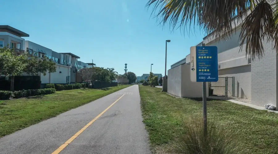 516 Laurel Park Drive, Sarasota, Florida, 34236, United States, 3 Bedrooms Bedrooms, 6 Rooms Rooms,3 BathroomsBathrooms,Residential,For Sale,Enclave at Laurel Park ,Laurel Park,2009431