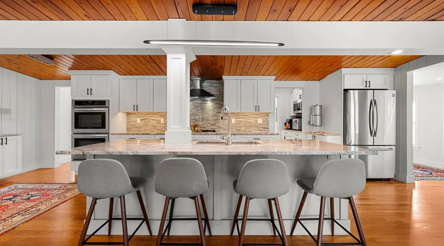 207 Rowley Bridge Road, Topsfield, Massachusetts, 01983, United States, 4 Bedrooms Bedrooms, 10 Rooms Rooms,3 BathroomsBathrooms,Residential,For Sale,Rowley Bridge ,2009874