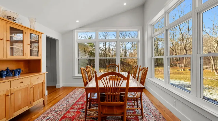 207 Rowley Bridge Road, Topsfield, Massachusetts, 01983, United States, 4 Bedrooms Bedrooms, 10 Rooms Rooms,3 BathroomsBathrooms,Residential,For Sale,Rowley Bridge ,2009874