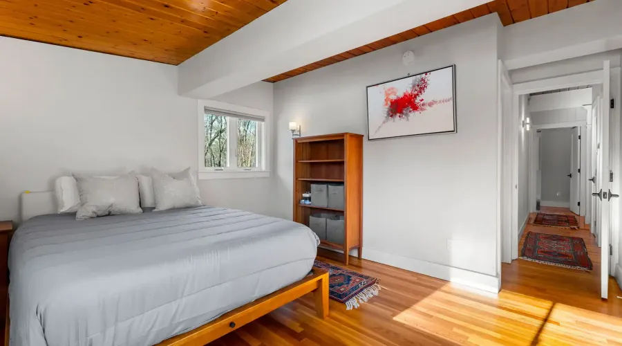 207 Rowley Bridge Road, Topsfield, Massachusetts, 01983, United States, 4 Bedrooms Bedrooms, 10 Rooms Rooms,3 BathroomsBathrooms,Residential,For Sale,Rowley Bridge ,2009874