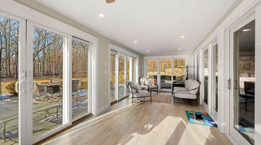 207 Rowley Bridge Road, Topsfield, Massachusetts, 01983, United States, 4 Bedrooms Bedrooms, 10 Rooms Rooms,3 BathroomsBathrooms,Residential,For Sale,Rowley Bridge ,2009874