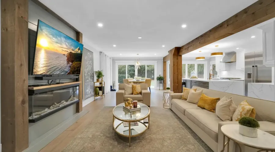 807 Indian Road, Mississauga, Ontario, L5H 1R4, Canada, 4 Bedrooms Bedrooms, ,5 BathroomsBathrooms,Residential,For Sale,2011044