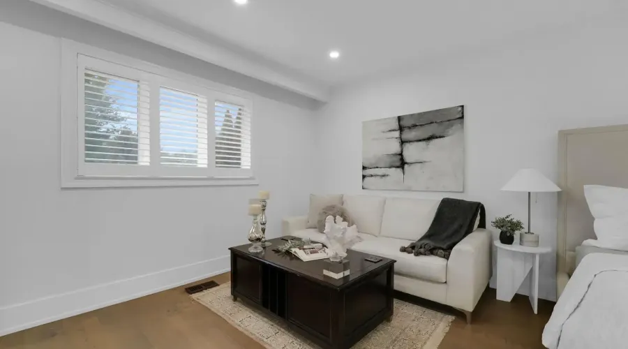 807 Indian Road, Mississauga, Ontario, L5H 1R4, Canada, 4 Bedrooms Bedrooms, ,5 BathroomsBathrooms,Residential,For Sale,2011044