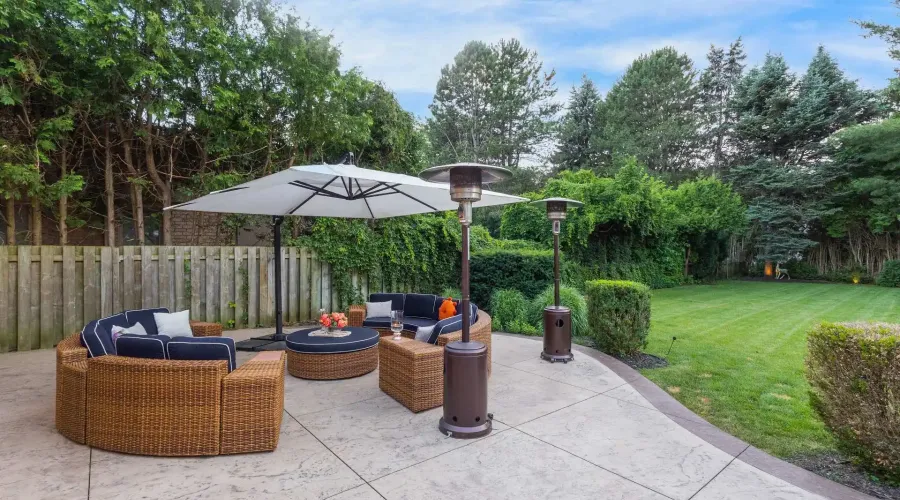 807 Indian Road, Mississauga, Ontario, L5H 1R4, Canada, 4 Bedrooms Bedrooms, ,5 BathroomsBathrooms,Residential,For Sale,2011044