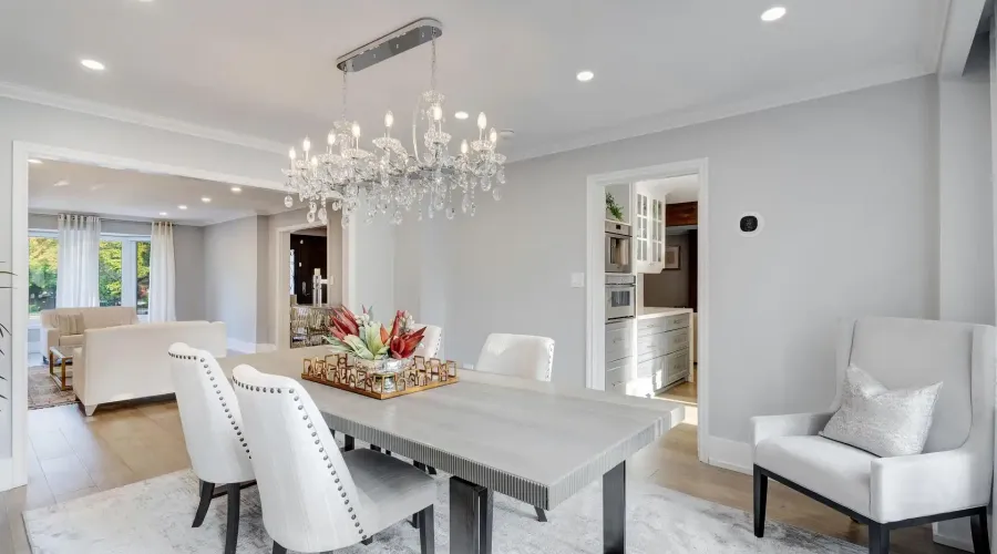 807 Indian Road, Mississauga, Ontario, L5H 1R4, Canada, 4 Bedrooms Bedrooms, ,5 BathroomsBathrooms,Residential,For Sale,2011044