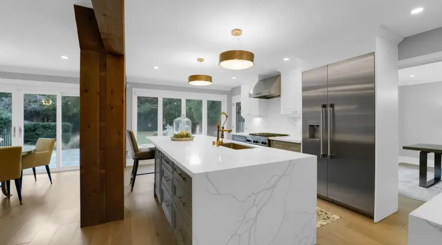 807 Indian Road, Mississauga, Ontario, L5H 1R4, Canada, 4 Bedrooms Bedrooms, ,5 BathroomsBathrooms,Residential,For Sale,2011044