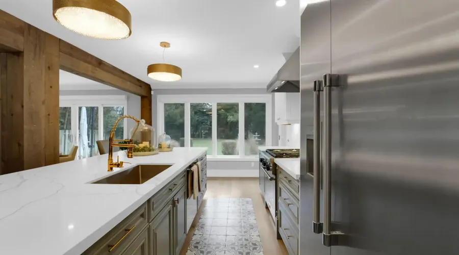 807 Indian Road, Mississauga, Ontario, L5H 1R4, Canada, 4 Bedrooms Bedrooms, ,5 BathroomsBathrooms,Residential,For Sale,2011044